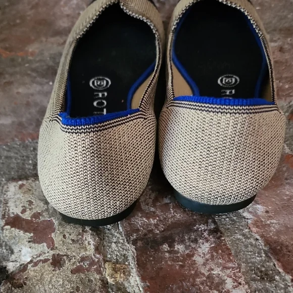 Rothy’s The Point Cap Toe Flats Size 8 Tan Black Knit Washable Work Chic - Picture 6 of 9